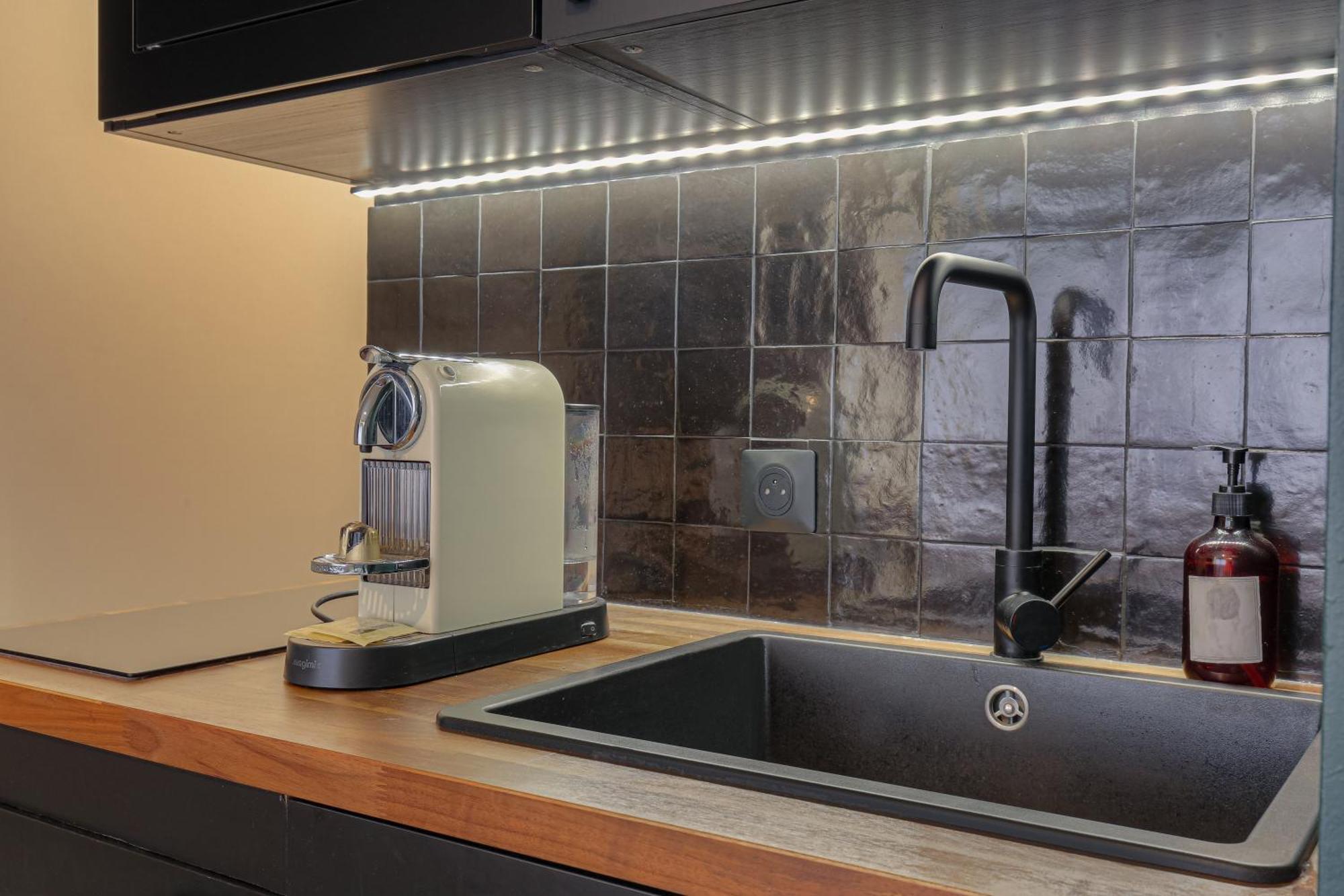 Avec Sauna Prive Proche Cite Internationale Apartment *